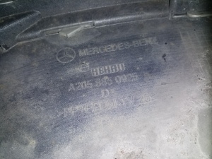 Mercedes Benz C-Class 205 (2014–2021) Priekšējais bamperis A2058850925 - 3