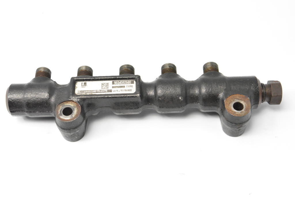 Peugeot 307 I (2000–2009) Kõrgsurve kütusetoru 9654592680 Peugeot 307 I (2000–2009) Kõrgsurve kütusetoru 9654592680
