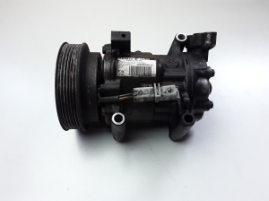 A/C compressor - 8200953359
