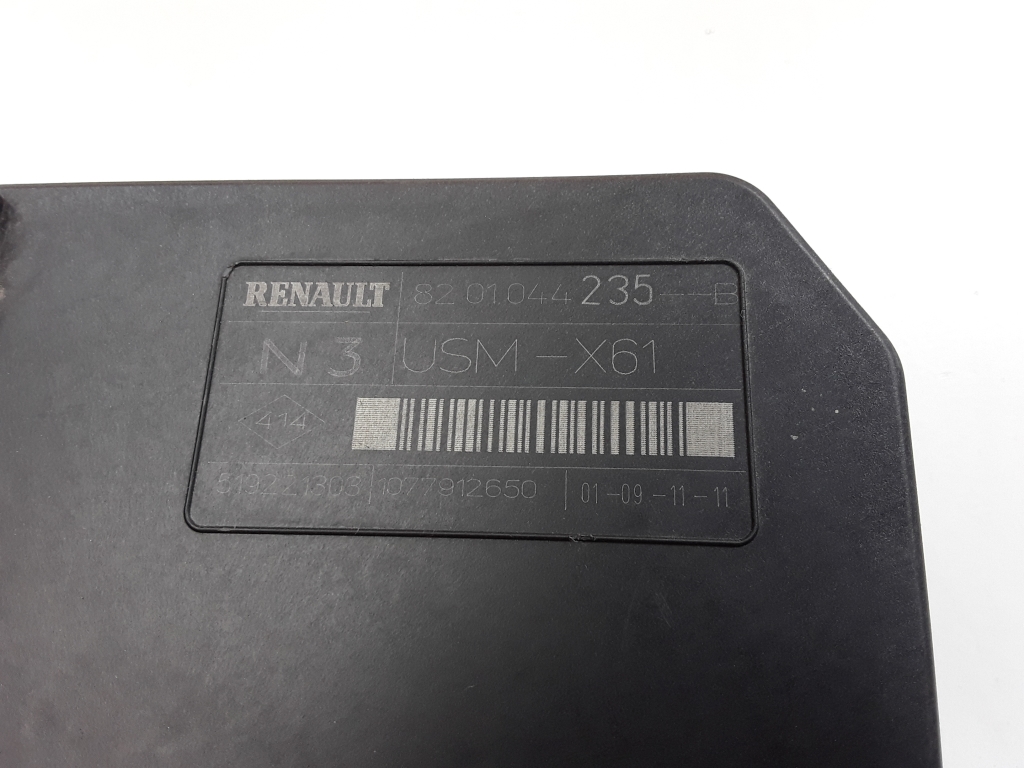 RENAULT Kangoo 2 generation (2007-2021) Fuse box 8201044235, 8201044235B 25272941