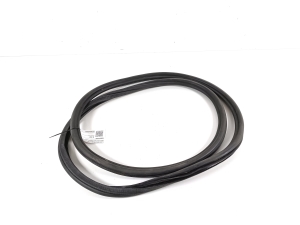 Tagumise küljeukse tihend uksel - K8D220708AC