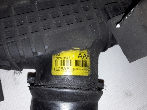 Chevrolet Orlando (2010–2015) Vahejahuti radiaator 13267647 - 3
