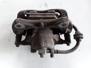  Front brake caliper 