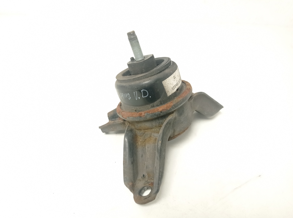 Kia Sportage (2010–2016) Engine mount 218102S000