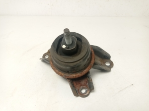 Kia Sportage (2010–2016) Engine mount 218102S000 - 3