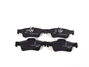 Mercedes Benz CLS-Class 218 (2011–2018) Tagumised piduriklotsid A0074206720 - 4