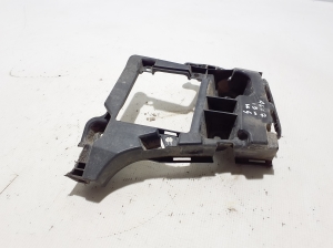  Rear bumper bracket 