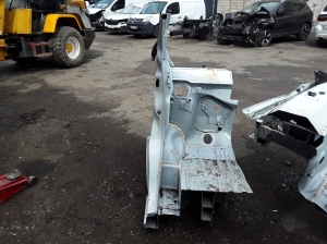 RENAULT Trafic lV (2022–2026) Eesmine tugijalg 762319095R - 3