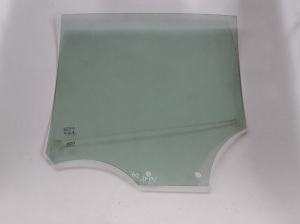Opel Corsa F (2019–2026) Rear side door glass - 2