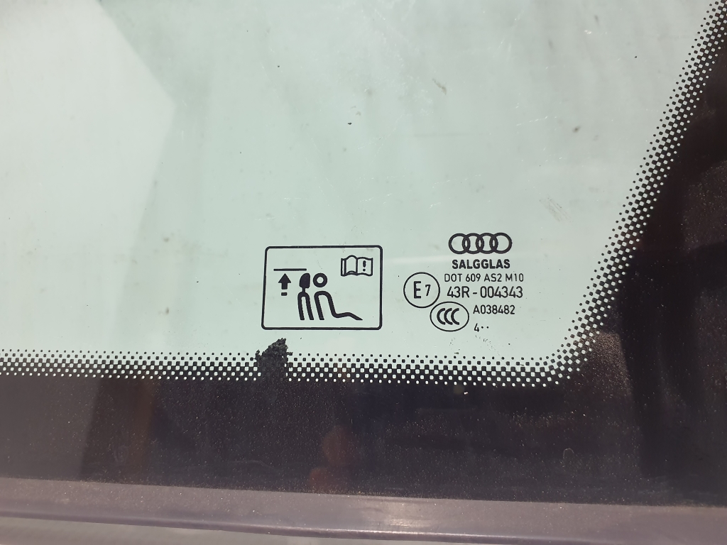 AUDI A6 C7/4G (2010-2020) Праве заднє вікно кузова 4G9845298 25291516