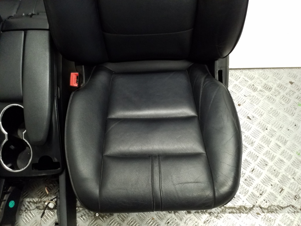 MERCEDES-BENZ GLK-Class X204 (2008-2015) Indvendige sæder med dørkortsæt 25365726