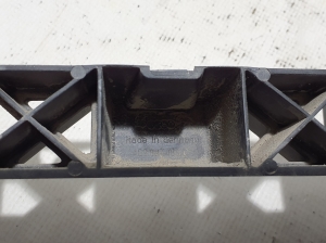  Rear bumper bracket 