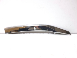 Chromleiste für den Kühlergrill - 71123T1V010M1