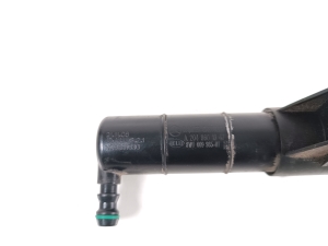  Headlamp spray nozzle 