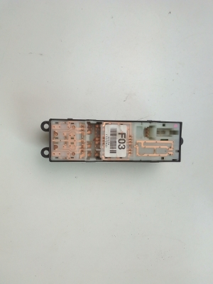 Subaru Impreza (2007–2012) Front door glass switch 157393 - 2