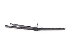   Windshield wiper blades 