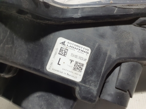 Tesla Model 3 3 (2016–2024) Front-Nebelscheinwerfer 1077395 - 3