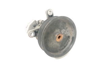  Power steering pump 