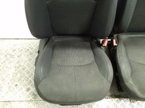 Land Rover Evoque (2011–2018) Salong ja selle osad - 7