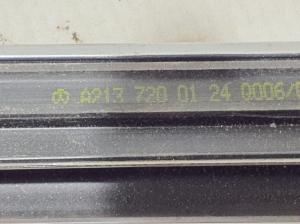 Mercedes Benz E-Class W213 (2017–2026) Außenfensterdichtung vordere Tür A2137200124 - 3