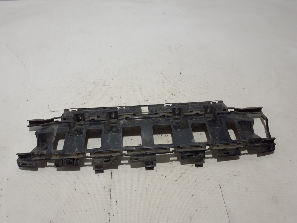 MERCEDES-BENZ C-Class W205/S205/C205 (2014-2023) Rear Right Bumper Bracket A2058858200 25292638