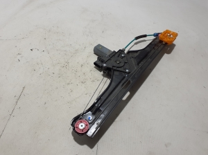 BMW 2 SERIES F45 (2014–2026) Priekšējo durvju logu pacēlājs 7463483 - 4