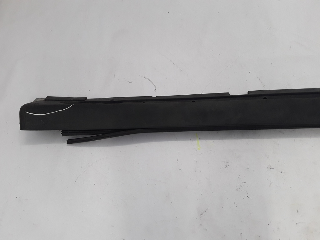 VOLVO S80 1 generation (1998-2006) Right Side Plastic Sideskirt Cover 9151708 21080991