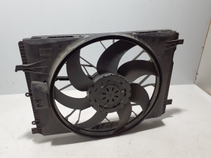 Mercedes Benz GLK-Class 204 (2008–2015) Jahutusventilaator ja selle osad A2045000293 - 2
