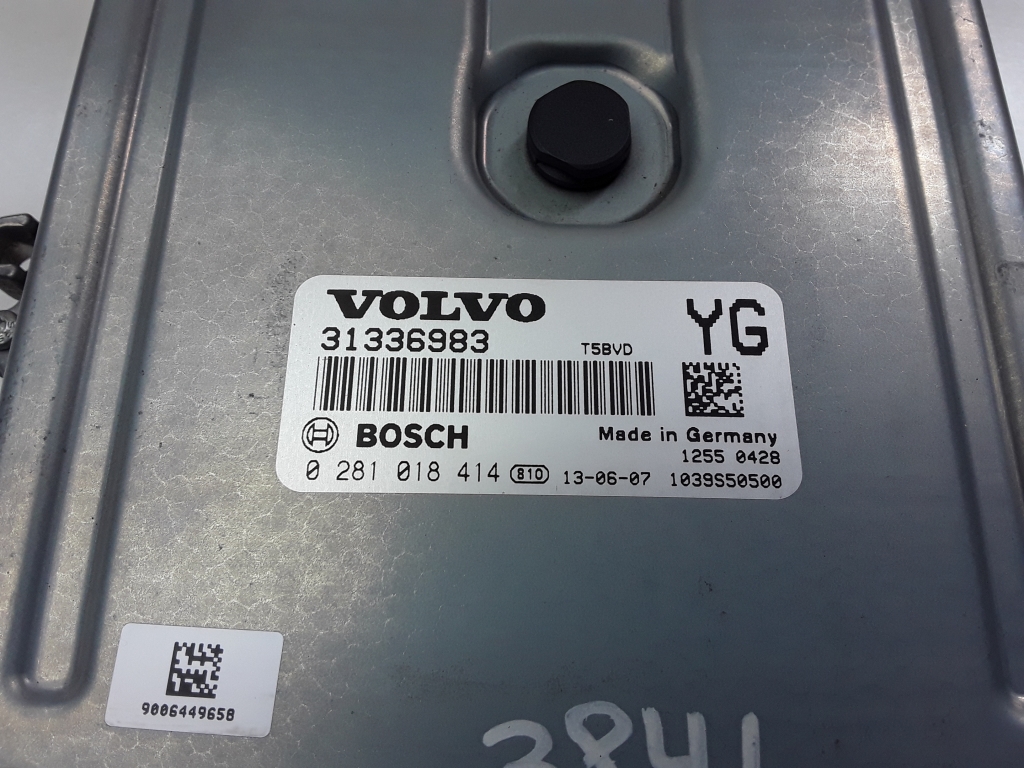 VOLVO V60 1 generation (2010-2020) Motora vadības bloks 31336983 25370983