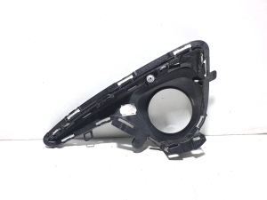 TOYOTA Yaris (2011–2020) Nebelscheinwerferabdeckung vorne 814810D360  520300D140 - 2
