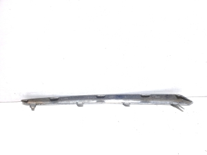 TOYOTA Auris E18 (2012–2018) Priekšējās restes hroma apdare 5312402130  5312402140 5312402150 - 2