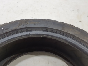 Ford Kuga (2012–2019) Tires 23545R19 - 4