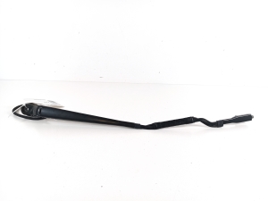  Windshield wiper blade 