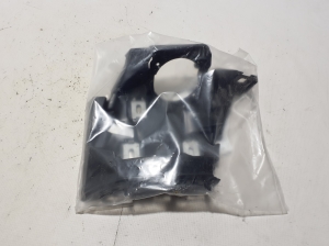 Mercedes Benz C-Class 205 (2014–2021) Muu kinnitus A2058803103 - 3