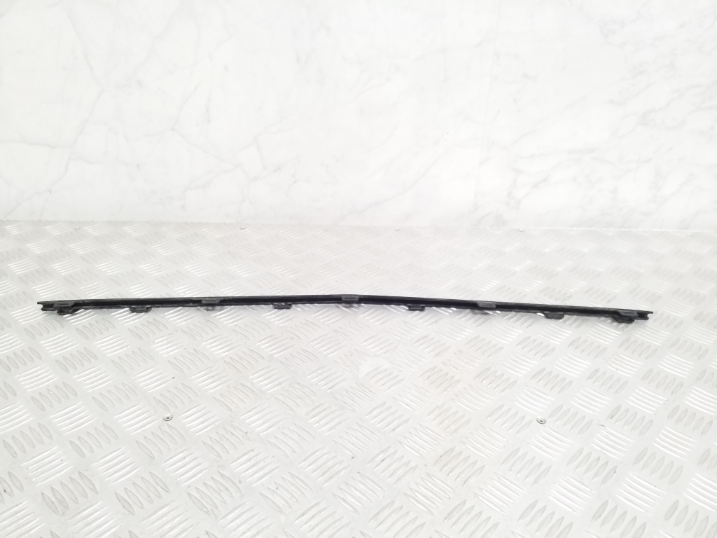 MERCEDES-BENZ GLE W167 (2019-2024) Priekšējā bampera labais moldings A1678855205 25310352