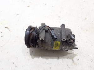  Air conditioner compressor 