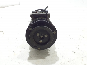  Air conditioner compressor 