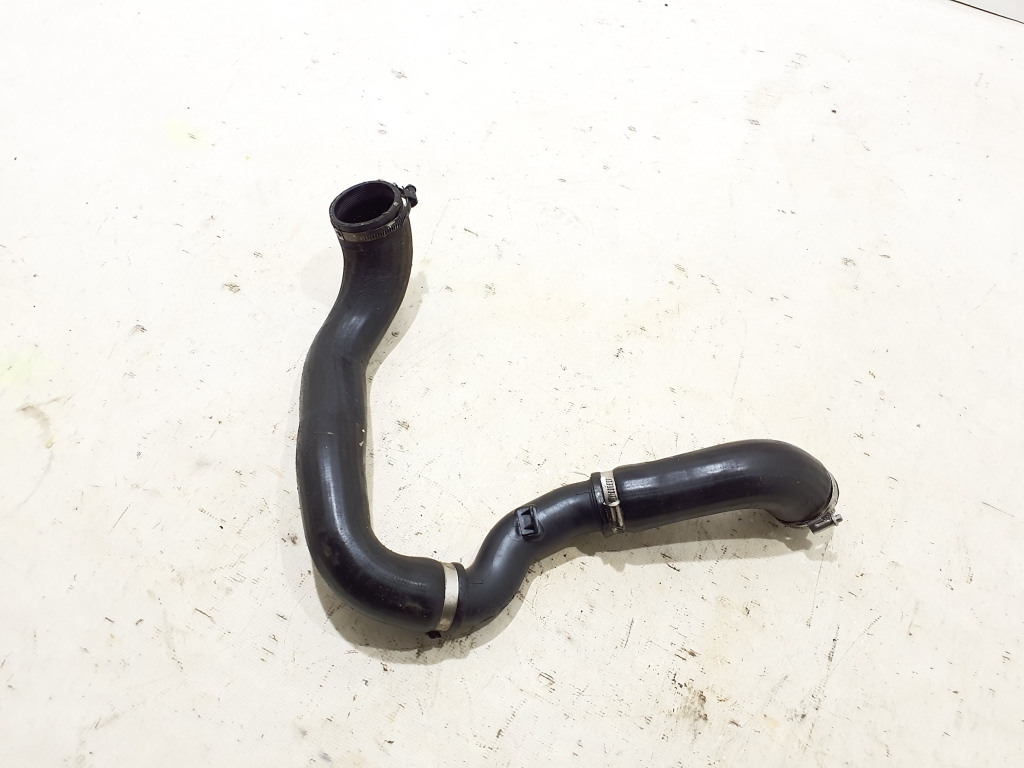 FORD Kuga 2 generation (2013-2020) Right Side Intercooler Hose FV416K683AD 25319334