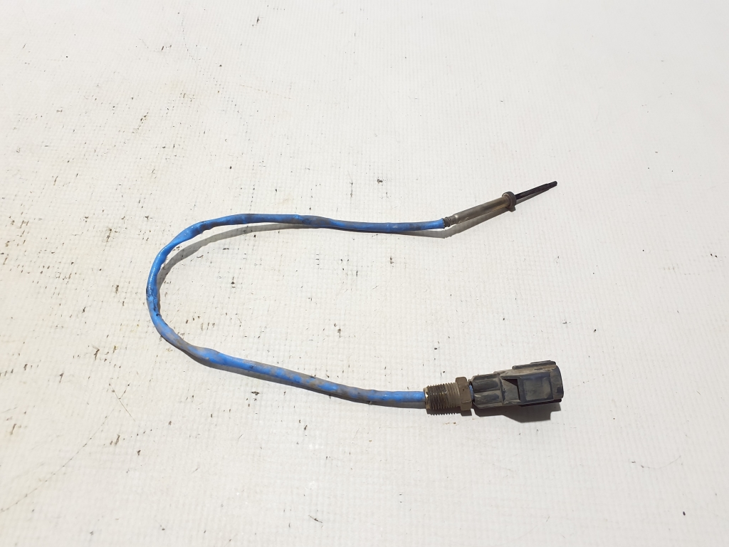 FORD Kuga 2 generation (2013-2020) Exhaust gas temperature sensor AV4112B591AB 25319323