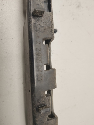 Mercedes Benz E-Class W212 (2009–2015) Rear bumper bracket A2128850763 - 3