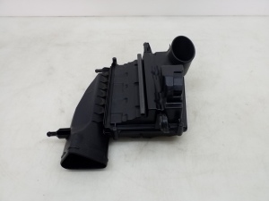 Mercedes Benz ML-Class 164 (2005–2011) Luftfiltergehäuse A6420902101 - 3