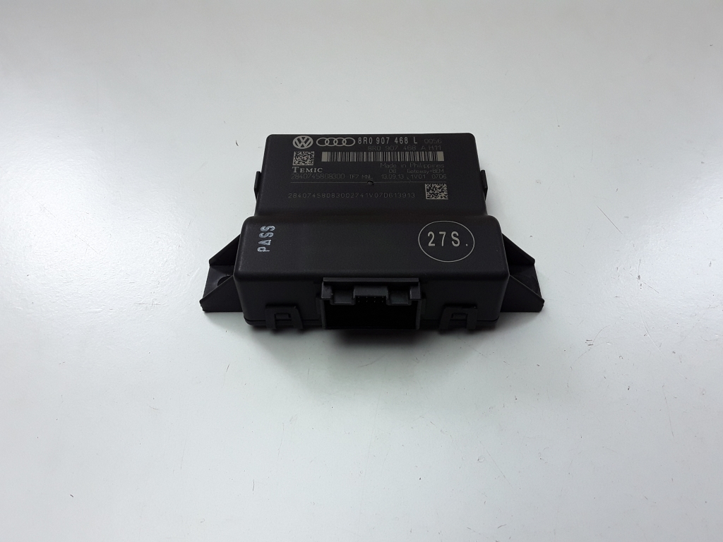 AUDI A4 B8/8K (2011-2016) Блок керування шлюзом 8R0907468L 27557586