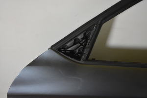BMW X1 E84 (2009–2015) Front door - 3