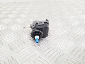 NISSAN Navara (2005–2015) Scheinwerfer Stellmotor 7700420737 - 3