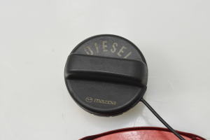  Fuel filler cap 