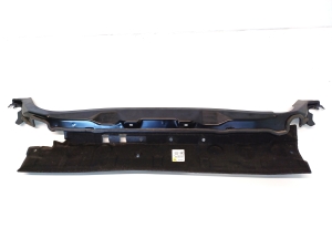   Other windshield wiper cowl trim part  - 82A805275 