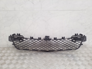 Mercedes Benz C-Class 204 (2007–2014) Priekšējā bampera apakšējā reste A2048851324 - 3