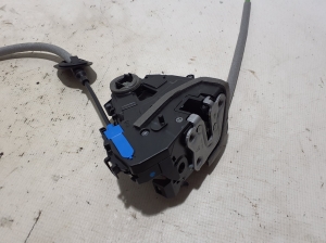 RENAULT Espace VI (2023–2026) Rear side door lock 825021991R - 3