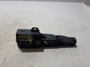 RENAULT Espace VI (2023–2026) Rear side door exterior handle and its parts - 2