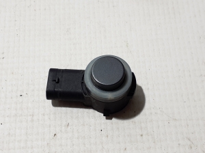 products.Priekšējais parkošanās sensors - 284380307R
